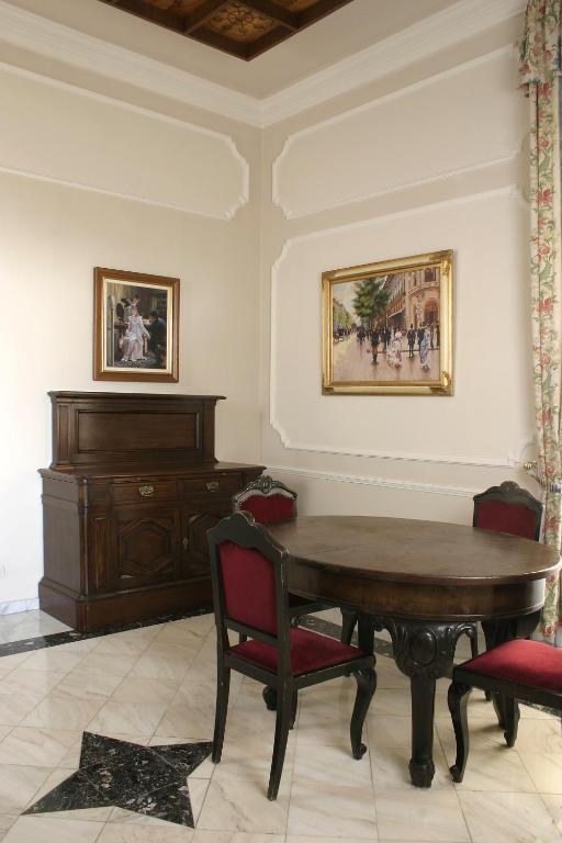 Sir David Balaton Castle Apartmanok Balatonszepezd Luaran gambar