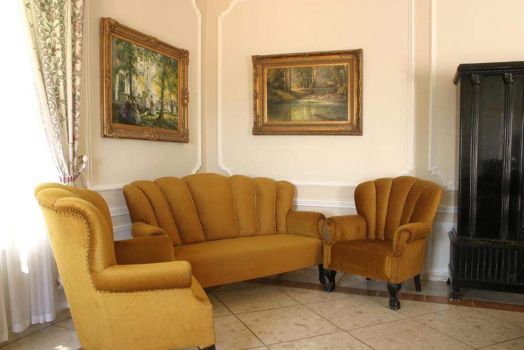 Sir David Balaton Castle Apartmanok Balatonszepezd Luaran gambar