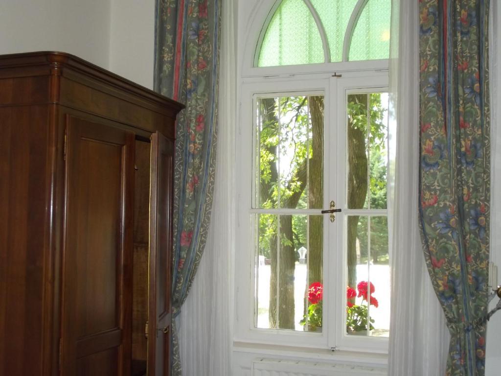 Sir David Balaton Castle Apartmanok Balatonszepezd Bilik gambar