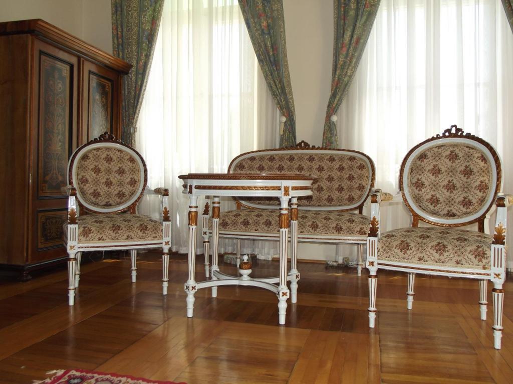 Sir David Balaton Castle Apartmanok Balatonszepezd Bilik gambar