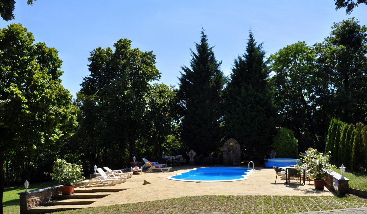 Sir David Balaton Castle Apartmanok Balatonszepezd Luaran gambar