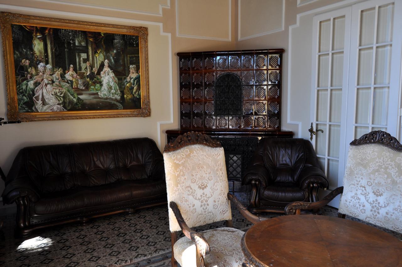 Sir David Balaton Castle Apartmanok Balatonszepezd Luaran gambar